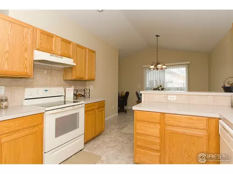 809 Bluegrass Way, Windsor, CO 80550 photo 7