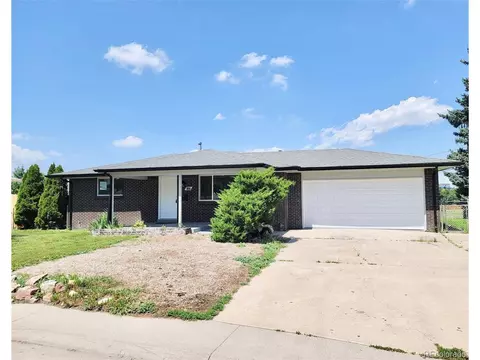 8325 Oakwood St, Westminster, CO 80031