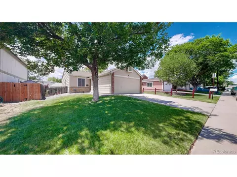 11337 Forest Dr, Thornton, CO 80233
