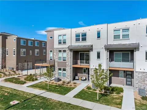 2220 S Mcintyre St, Lakewood, CO 80228