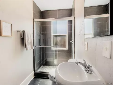 Bath - 2560 River Dr, Denver, CO 80211 photo 4 of 4