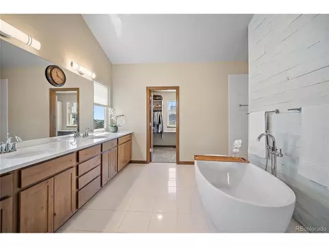 Bath - 12692 Clark Peak Ct, Peyton, CO 80831 photo 1 of 6