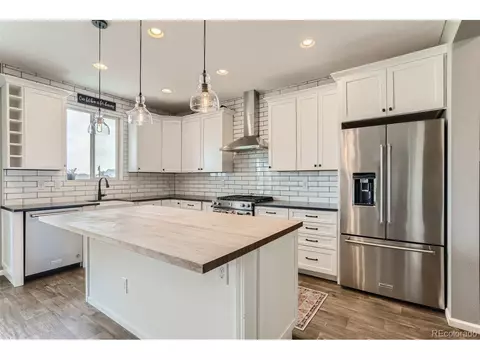 15773 E Warner Dr, Denver, CO 80239 photo 11