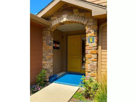 8649 Gold Peak Dr #B, Highlands Ranch, CO 80130