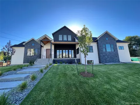 8250 W Tennessee Ct, Lakewood, CO 80226