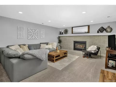 18399 E Baltic Pl, Aurora, CO 80013 photo 11