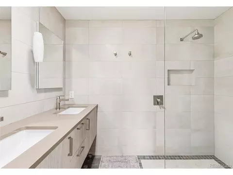 Bath - 4861 Earle Cir, Boulder, CO 80301 photo 6 of 7