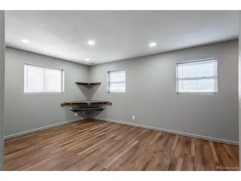 19704 E Batavia Dr, Aurora, CO 80011 photo 19