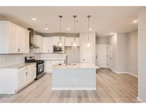 27604 E 1st Ave, Aurora, CO 80018 photo 11