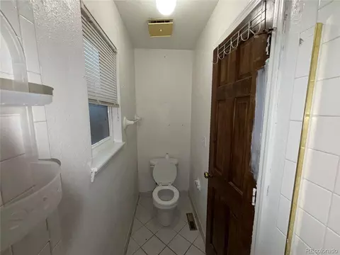 Bath - 11705 E Atlantic Ave, Aurora, CO 80014 photo 1 of 8