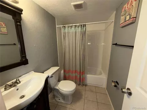 Bath - 11705 E Atlantic Ave, Aurora, CO 80014 photo 8 of 8