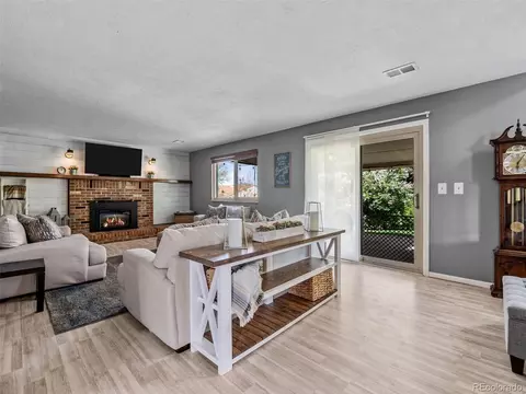 1189 E Long Pl, Centennial, CO 80122 photo 15