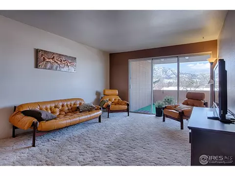 500 Mohawk Dr #302, Boulder, CO 80303 photo 3