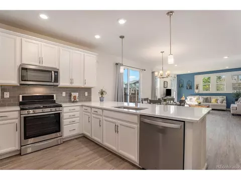 11370 E 26th Ave, Aurora, CO 80010 photo 9