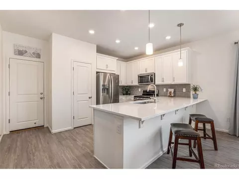11370 E 26th Ave, Aurora, CO 80010 photo 8
