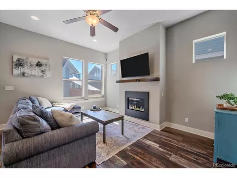 8528 E 54th Pl, Denver, CO 80238 photo 4