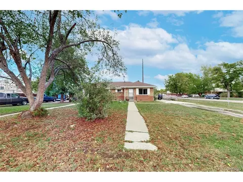 Exterior - 1700 Iris St, Lakewood, CO 80215 photo 6 of 17