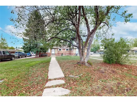 Exterior - 1700 Iris St, Lakewood, CO 80215 photo 5 of 17