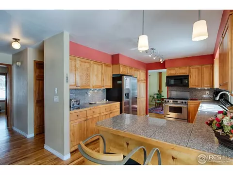 4794 Valhalla Dr, Boulder, CO 80301 photo 7