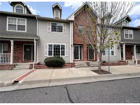 438 N Parkside Dr #C, Longmont, CO 80501