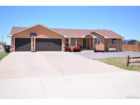 671 N Mcculloch Blvd, Pueblo West, CO 81007