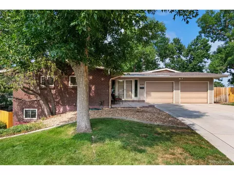 8000 S Kendall Ct, Littleton, CO 80128
