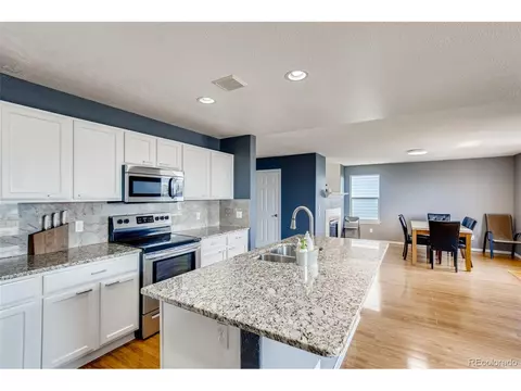19422 E Dickenson Pl, Aurora, CO 80013 photo 9