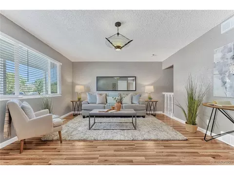 5537 Sable St, Denver, CO 80239 photo 9