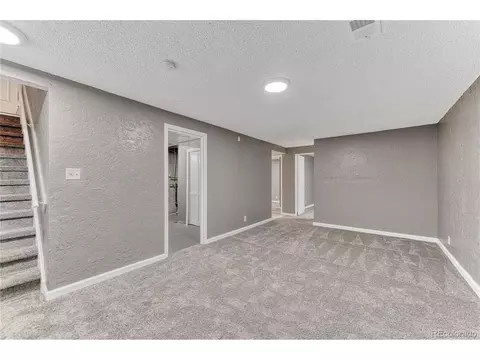 5537 Sable St, Denver, CO 80239 photo 25