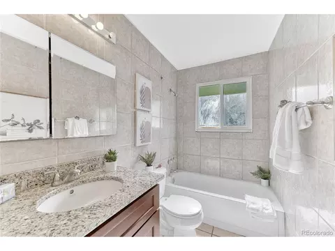 5537 Sable St, Denver, CO 80239 photo 19
