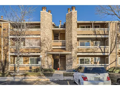 1074 S Dearborn St #107, Aurora, CO 80012