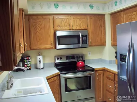 203 E Iowa Ave, Berthoud, CO 80513 photo 7