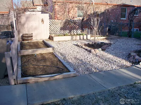 203 E Iowa Ave, Berthoud, CO 80513 photo 13