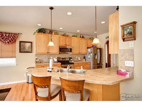 5305 Moonlight Bay Dr, Windsor, CO 80528 photo 2