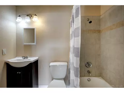 15155 E 54th Ave, Denver, CO 80239 photo 6