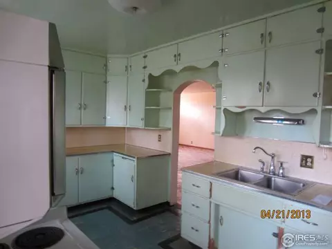 805 39th St, Evans, CO 80620 photo 10