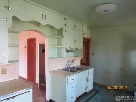 805 39th St, Evans, CO 80620 photo 9