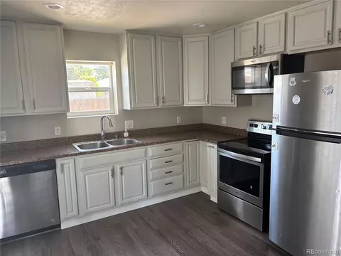 1222 Yosemite St, Denver, CO 80220