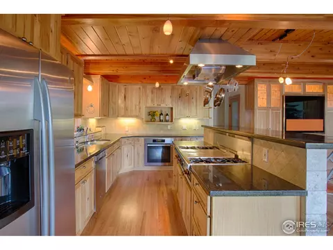 8908 Hillview Rd, Morrison, CO 80465 photo 9