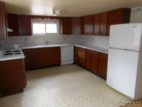 382 Ash Ave, Akron, CO 80720 photo 2