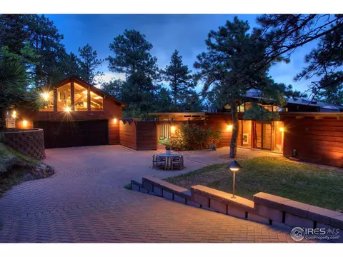 375 Pine Tree Ln, Boulder, CO 80304 photo 2