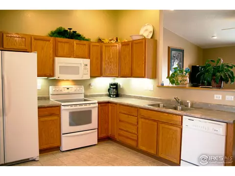 3928 Falcon Ln, Evans, CO 80620 photo 3