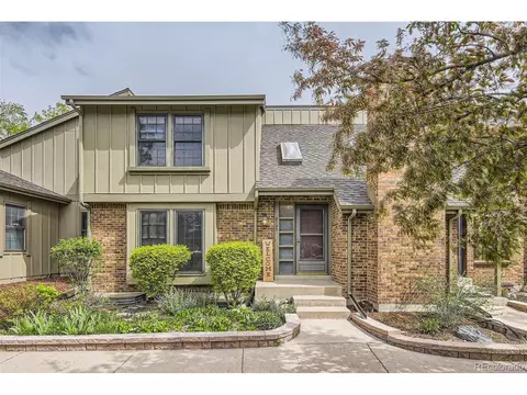 8195 E Phillips Cir, Centennial, CO 80112