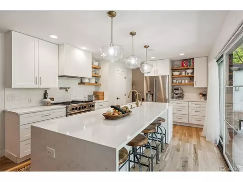 5665 S Galena St, Greenwood Village, CO 80111