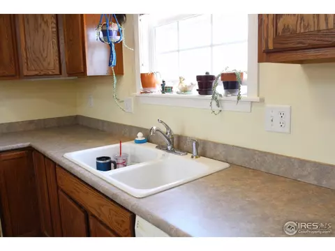 105 E Michigan Ave, Berthoud, CO 80513 photo 9