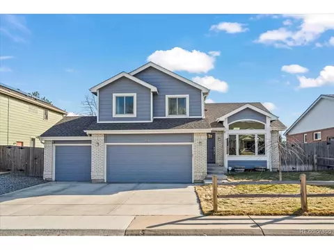 908 Cinnamon Ln, Louisville, CO 80027