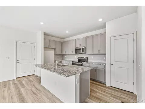 28708 E 6th Pl, Watkins, CO 80137 photo 12
