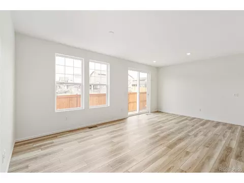 28708 E 6th Pl, Watkins, CO 80137 photo 9
