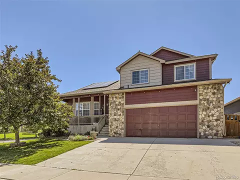 607 Cable St, Lochbuie, CO 80603