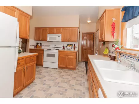 303 E Michigan Ave, Berthoud, CO 80513 photo 6